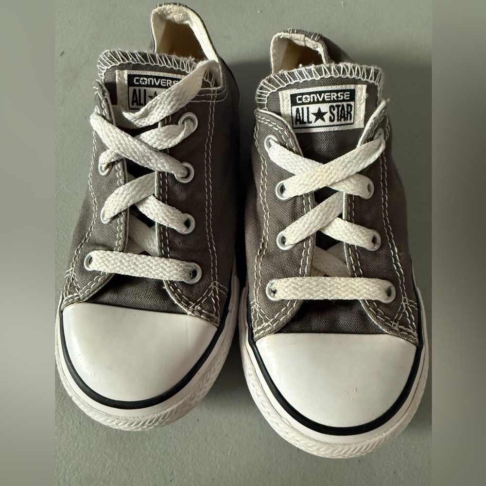 Converse Kids All Star Low Top Sneakers in Gray and White size 10